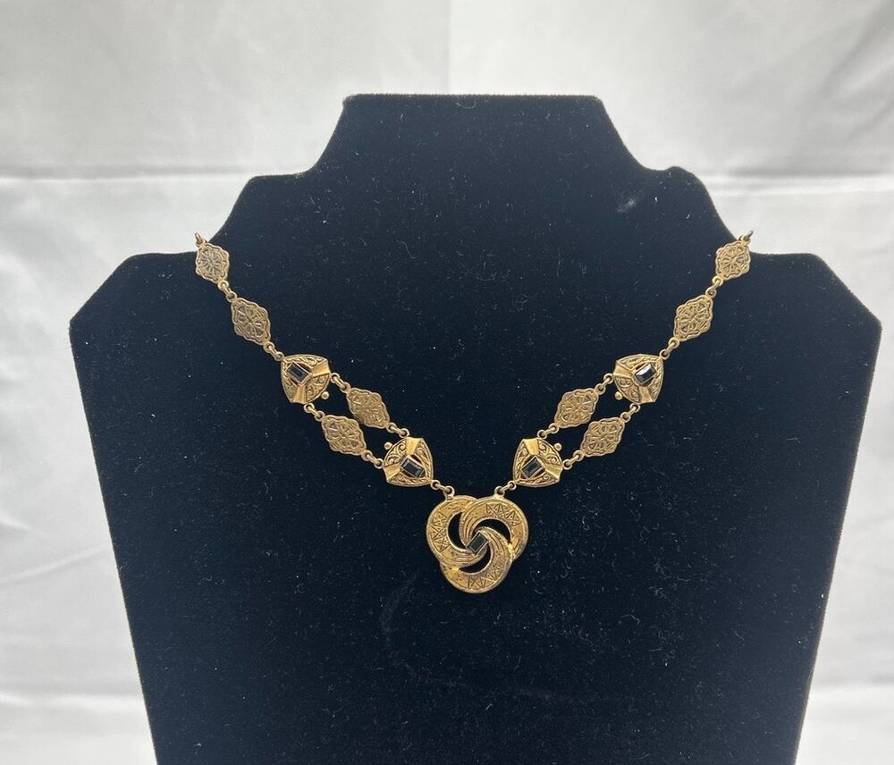 Vtg Gold Tone Stamped Brass Filigree Celtic Knot Shield Panel Choker Necklace